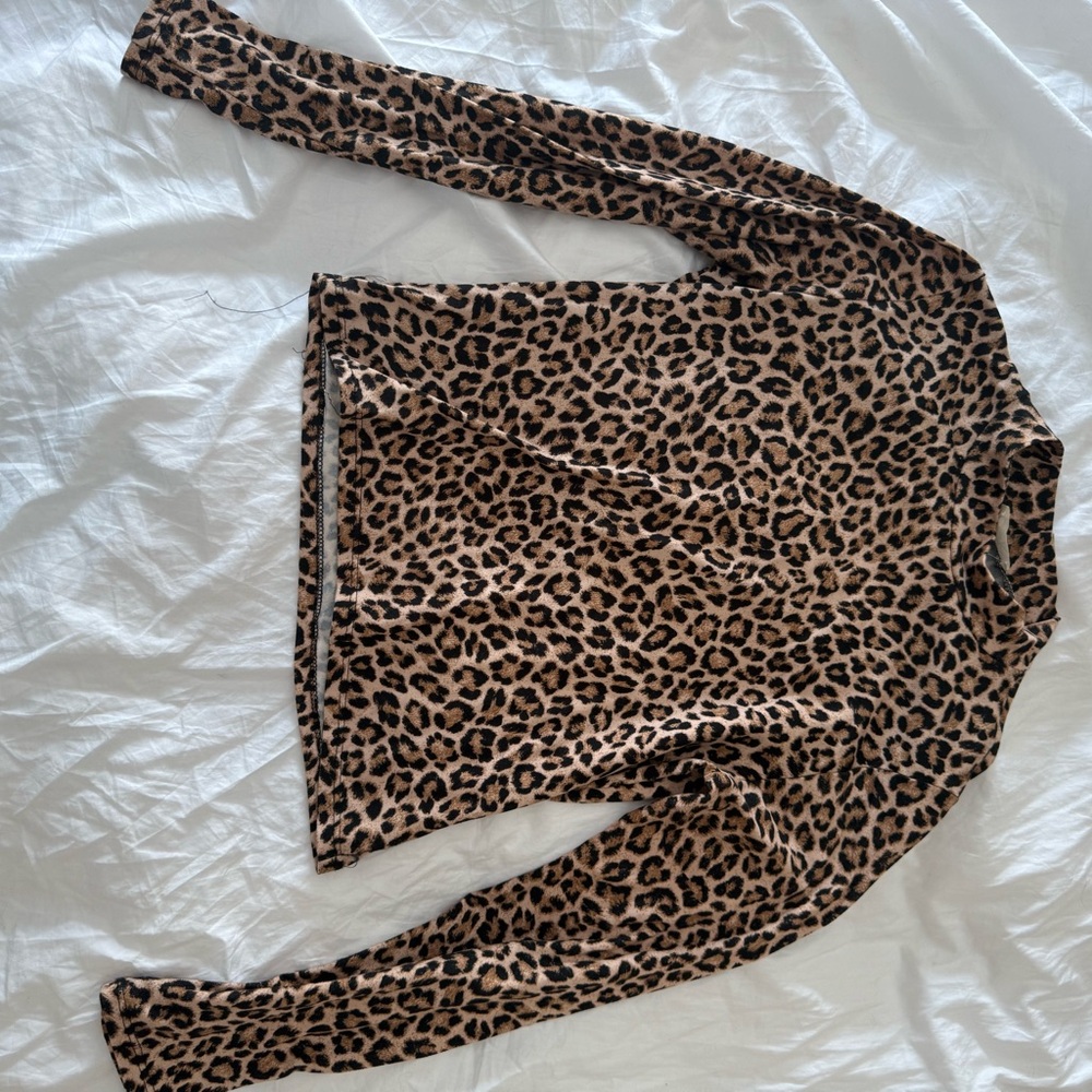 Leopard Print Long Sleeve Top